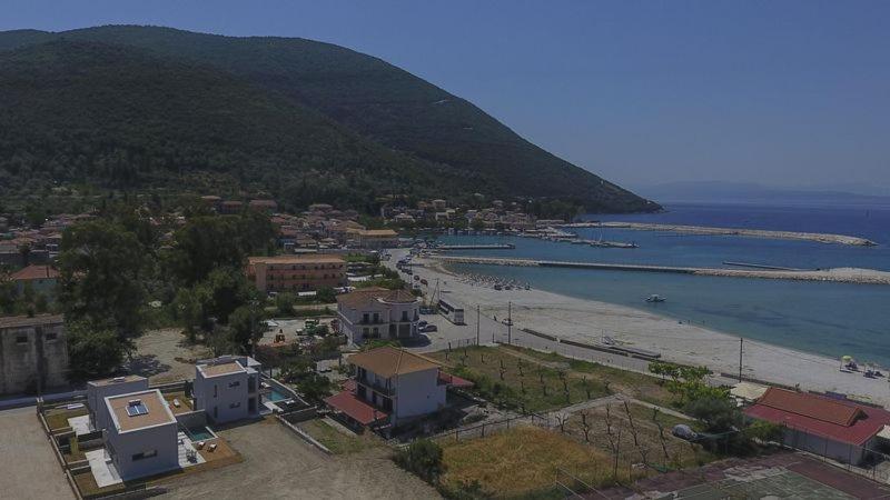Seascape Villas Vassiliki - Beachfront Villas 외부 사진