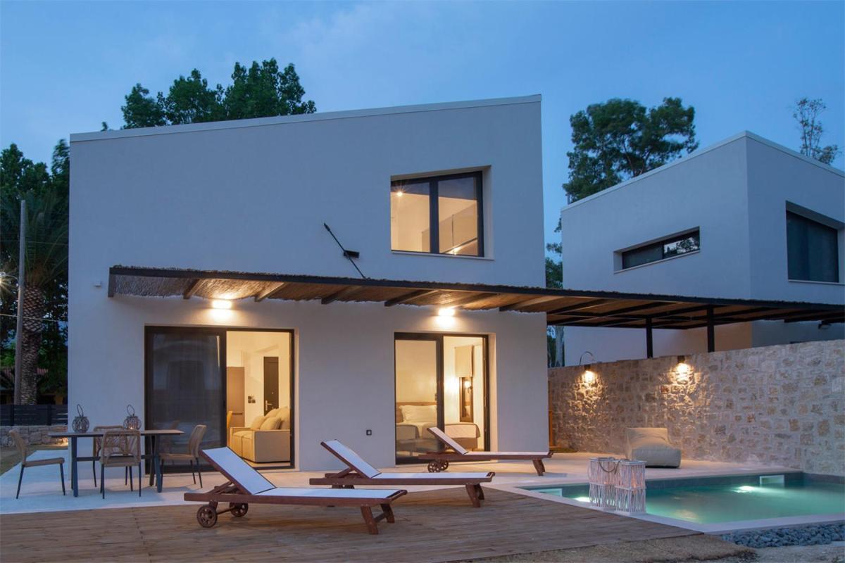 Seascape Villas Vassiliki - Beachfront Villas 외부 사진