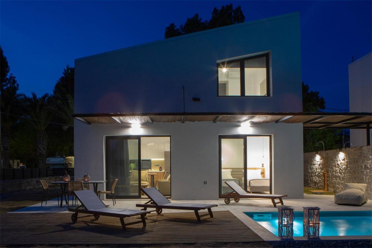 Seascape Villas Vassiliki - Beachfront Villas 외부 사진